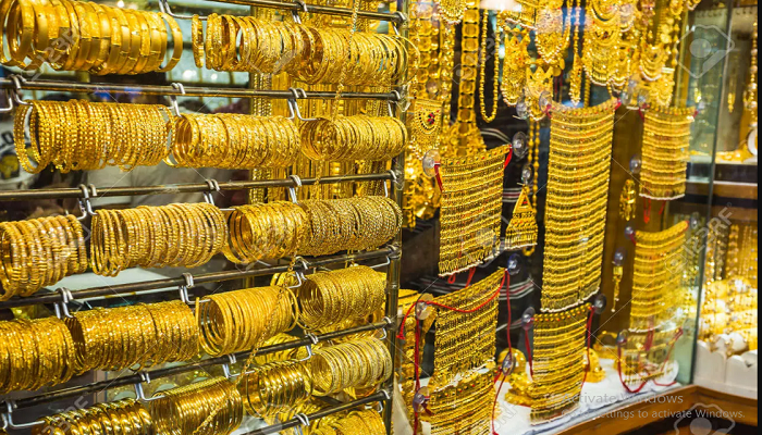 Gold price in Pakistan on July 9 down by Rs100 to Rs245,000/tola