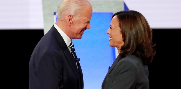 Biden to pass torch to Harris in bittersweet convention farewell