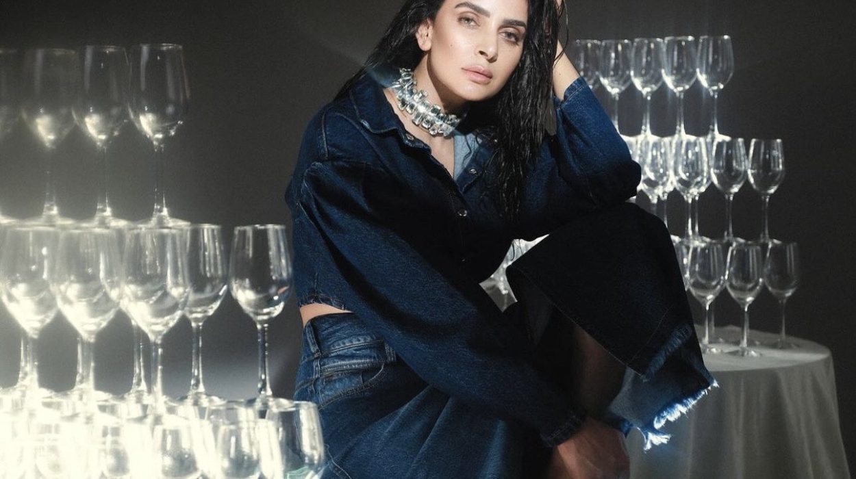 Doubling down on denim: Saba Qamar channels this season’s trend in fancy photoshoot  | The Express Tribune