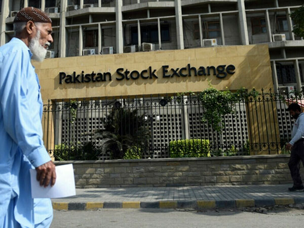 PSX posts 368% profit leap to Rs1.03bn