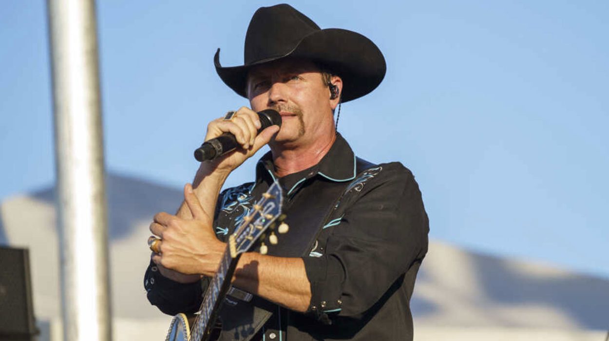 Country Star Speaks on End Times and Spiritual Warfare, Slams 'Delusion … Wickedness'