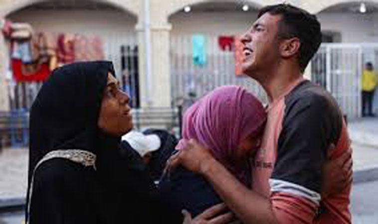 Israeli strike on Gaza shellter kills 12 - Daily Times