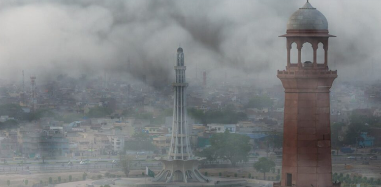 Lahore on top of air quality index despite Govt efforts