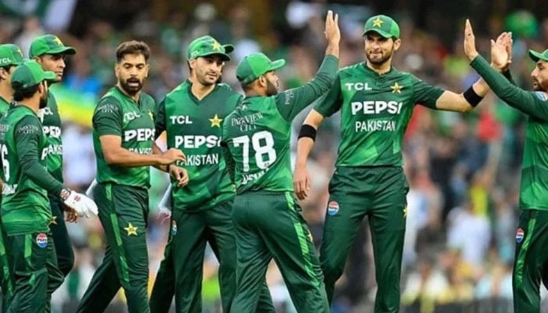 Pakistan cricket team reach Zimbabwe for white-ball series