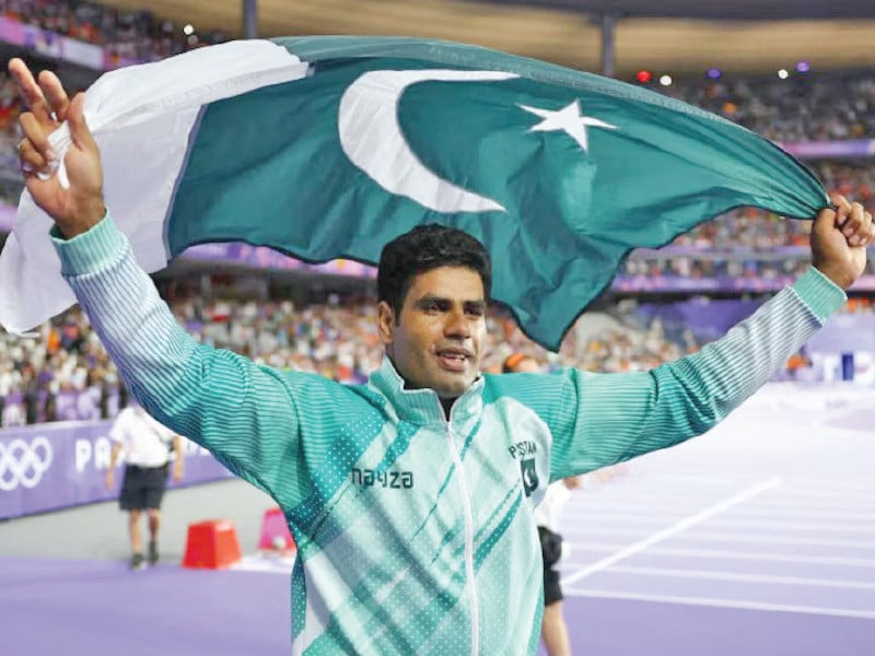 gold medallist arshad nadeem of pakistan celebrates after the paris 2024 olympics men s javelin throw final photo reuters