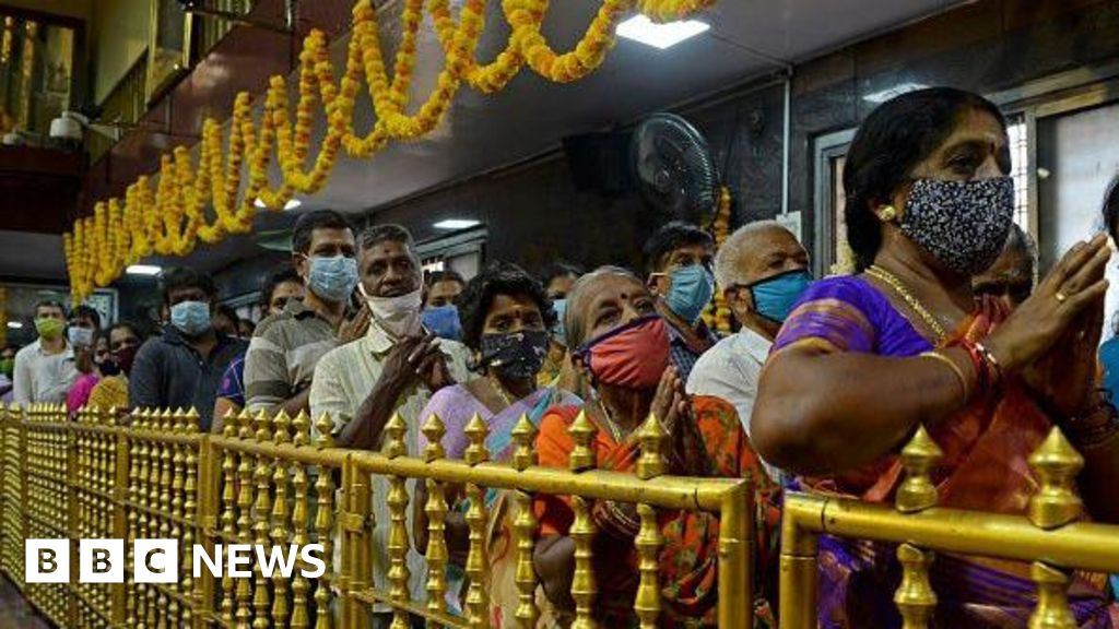 India temple apologises after six killed in crush