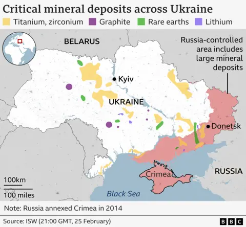 map showing mineral deposits in Ukraine