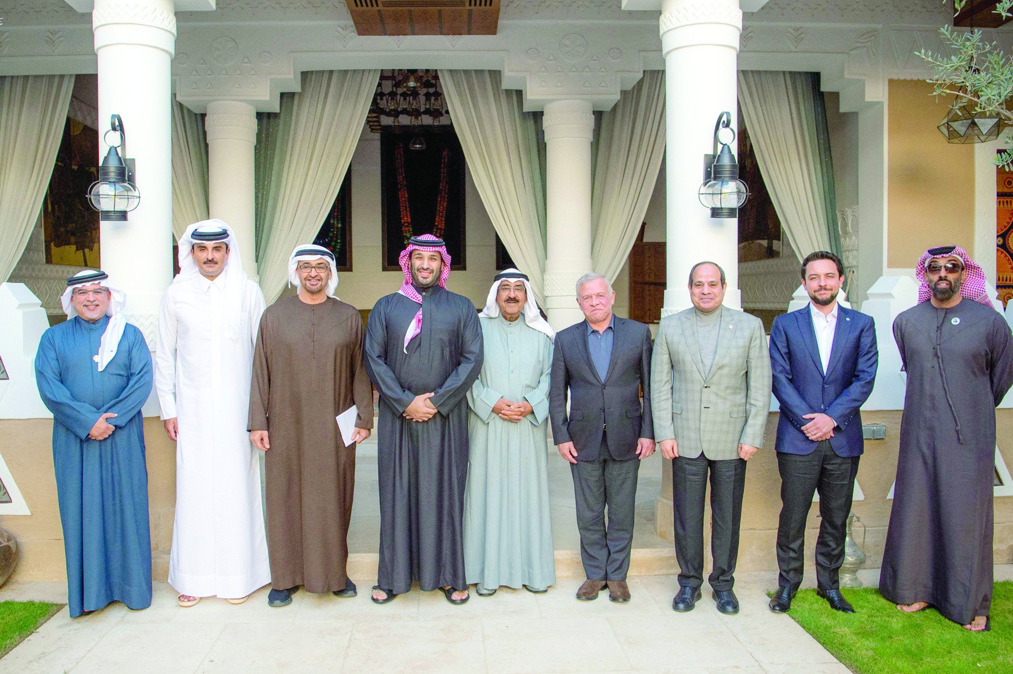 arab leaders pose for a picture in riyadh photo afp