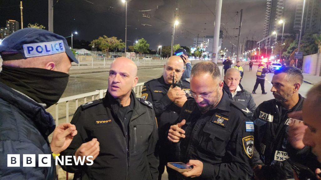 Three buses explode in Tel Aviv in 'suspected terror attack'