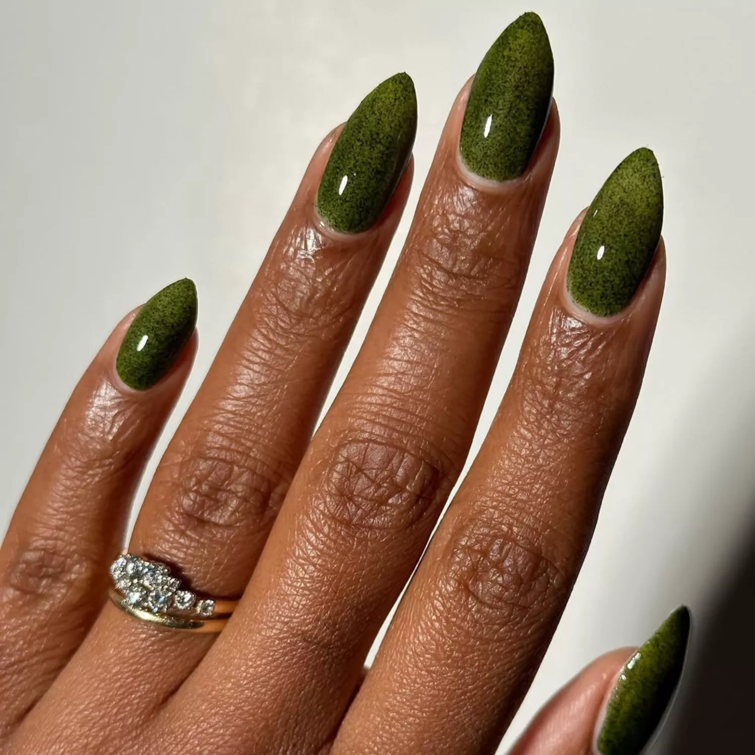 Green textured nails