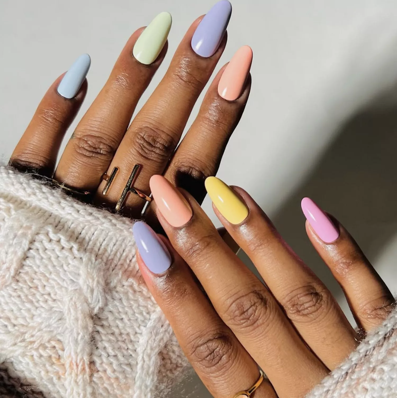 pastel nails in different colors