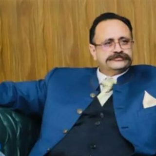 AJK’s former PM 'decides to join PPP by quitting IPP'