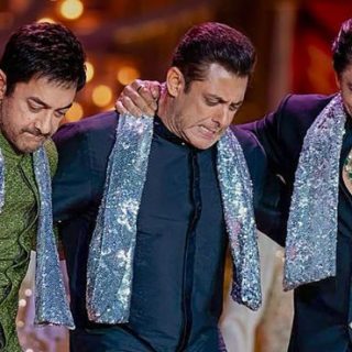 Aamir Khan surprised by Shah Rukh Khan-Salman Khan visit