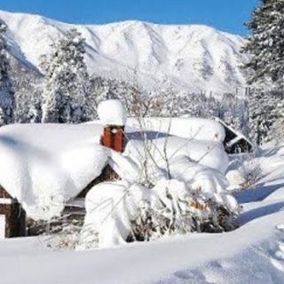 Schools closed in Galyat due to heavy snowfall